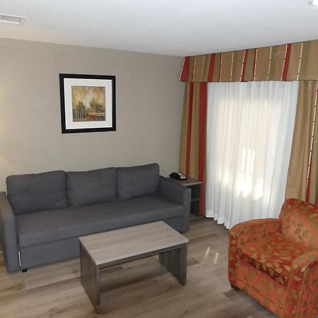 Ramada By Wyndham Platte City Kci Airport Exterior foto